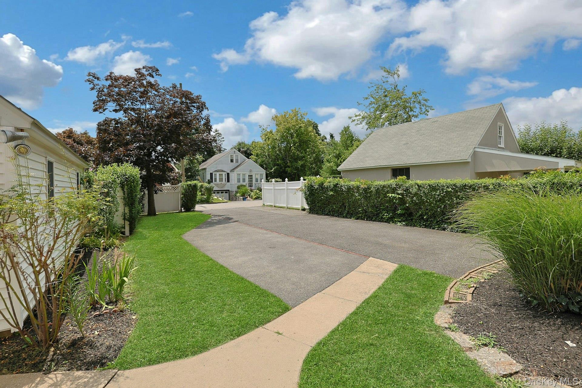 54 Bowman Avenue