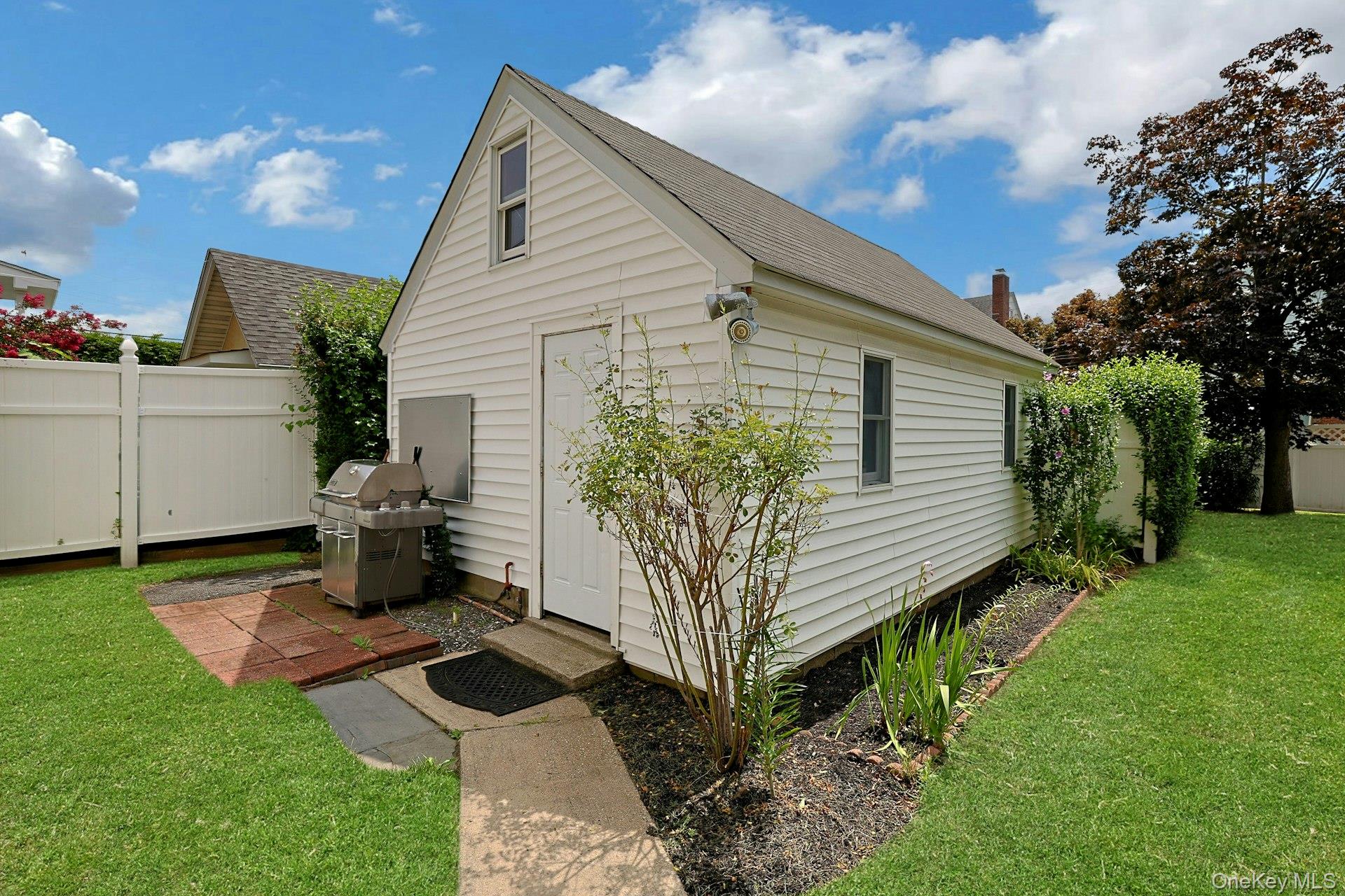 54 Bowman Avenue