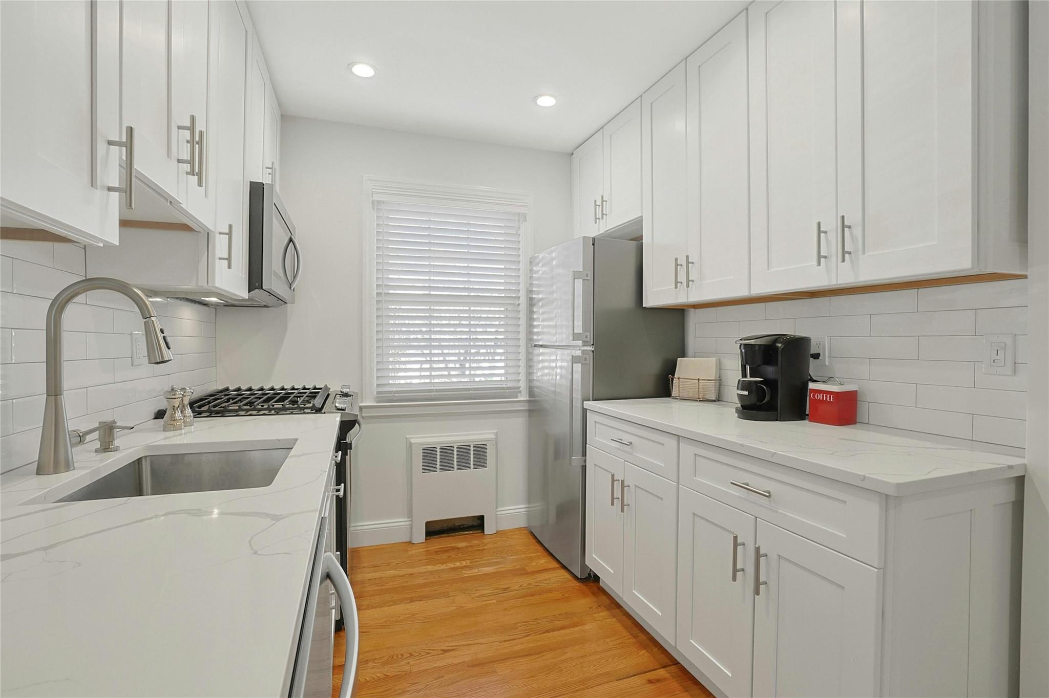 16 Robins Crescent Unit: 16