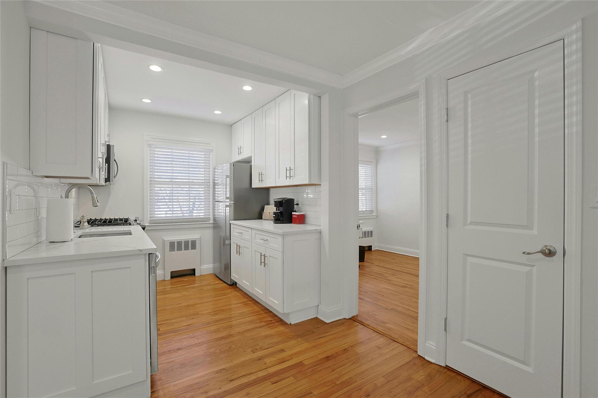 16 Robins Crescent Unit: 16