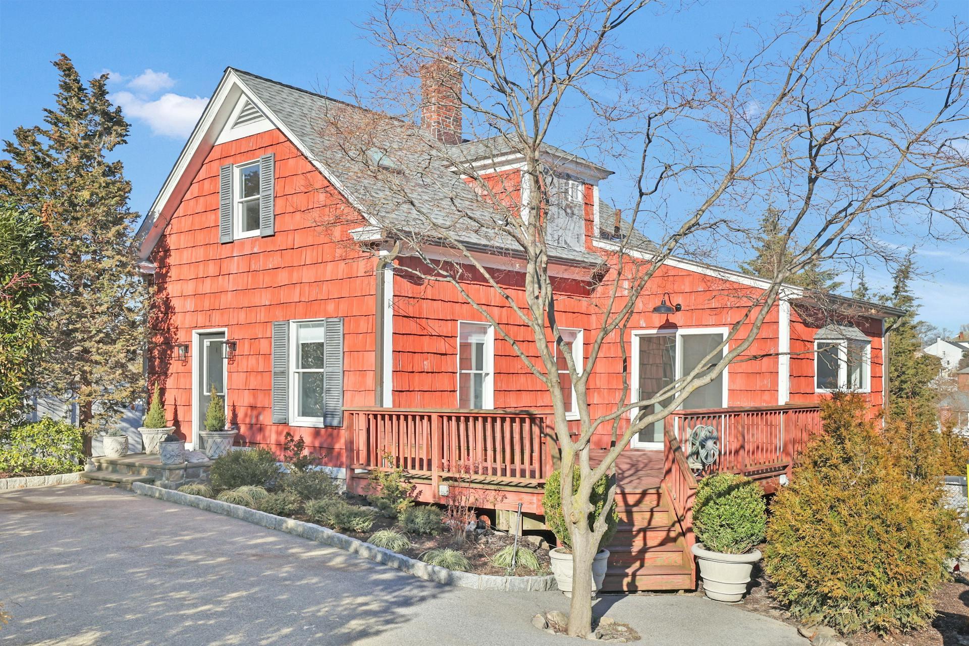1 Askins Place