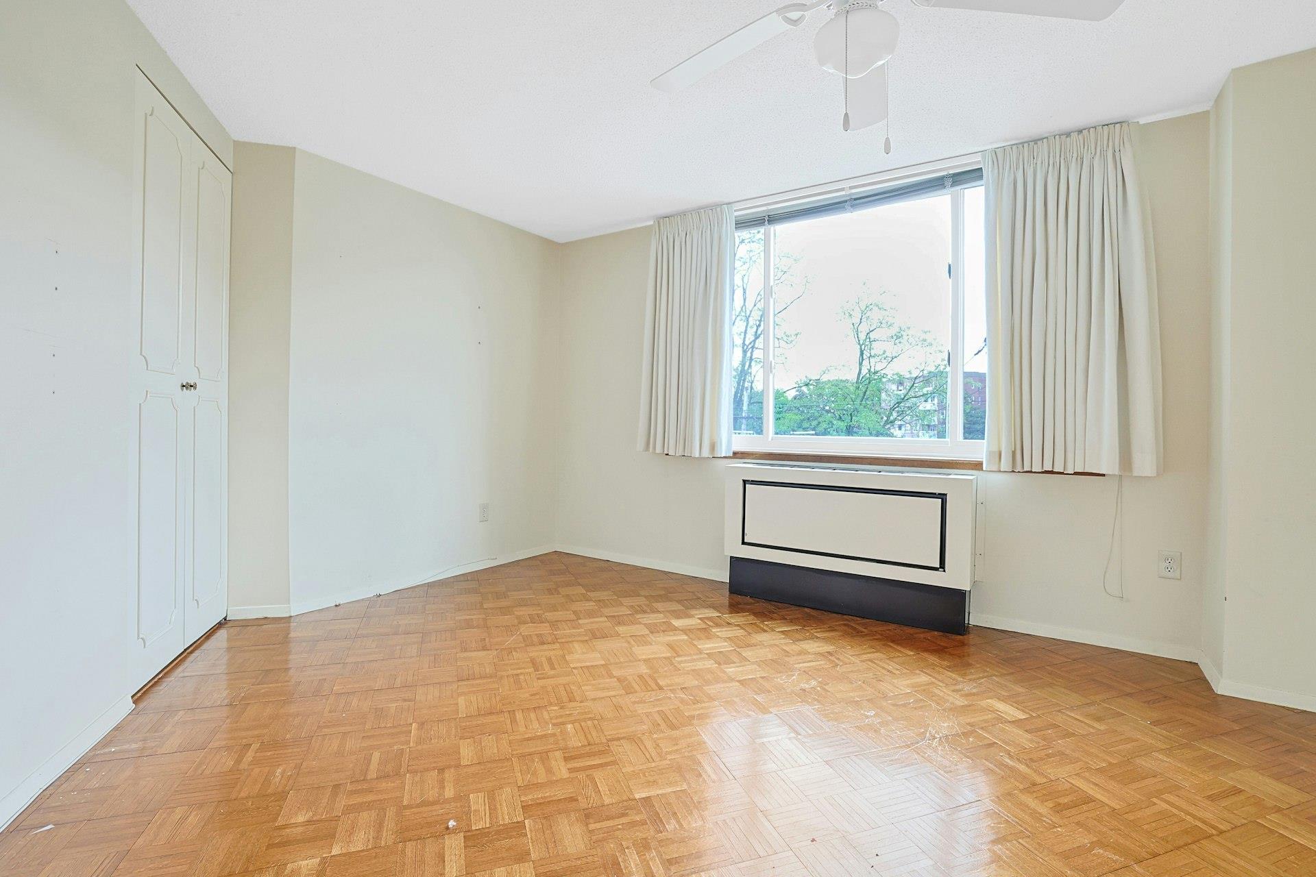 1270 North Avenue Unit: 3E