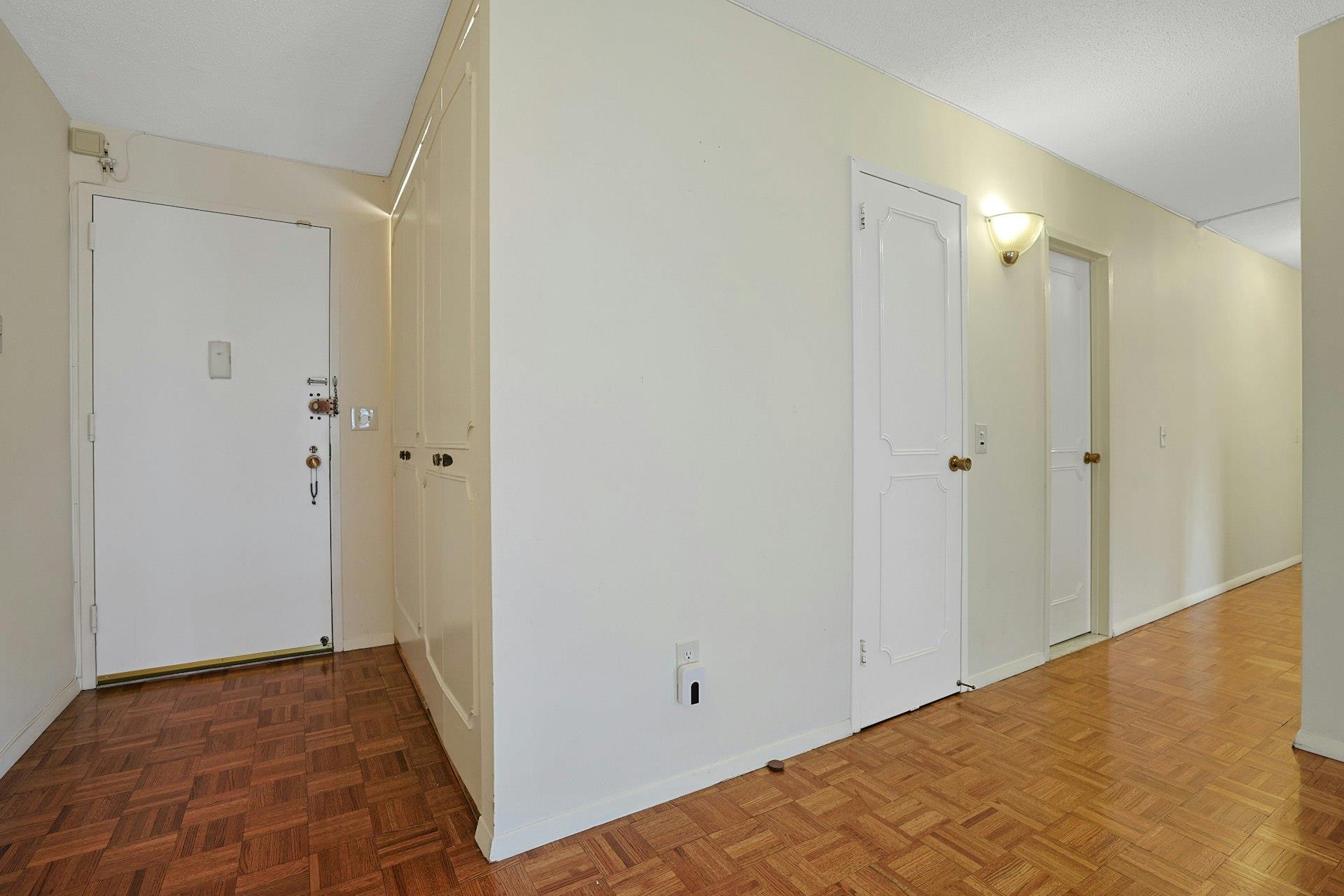 1270 North Avenue Unit: 3E