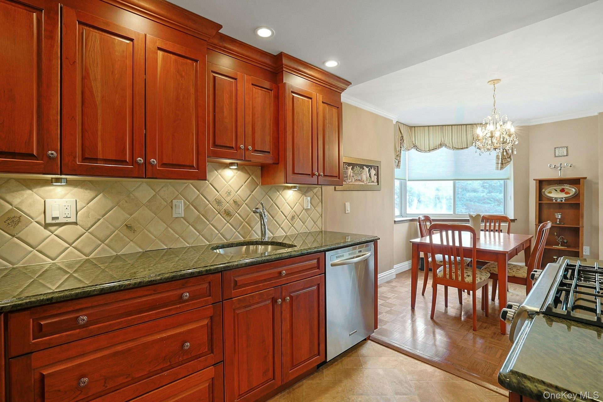 1270 North Avenue Unit: 3A