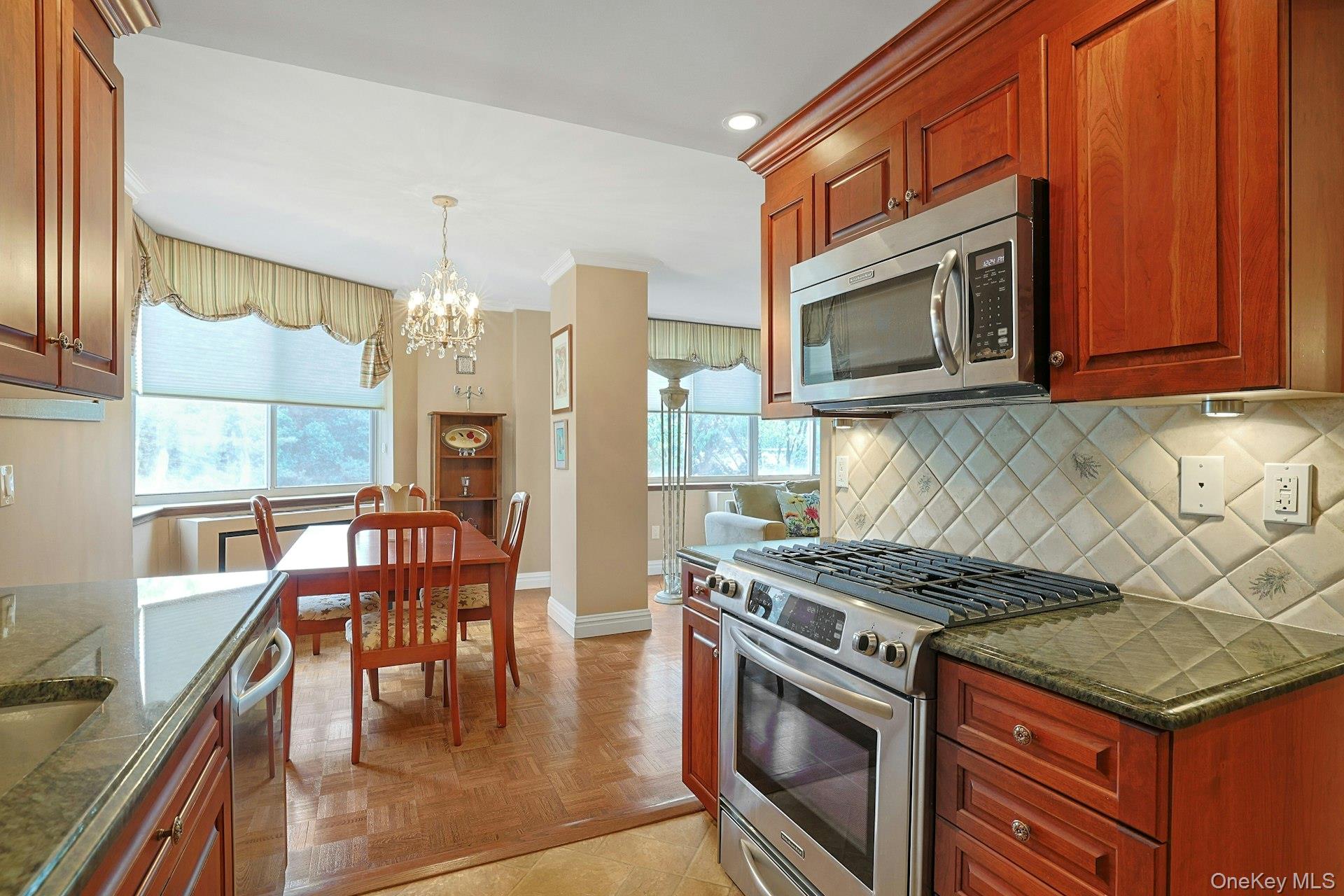 1270 North Avenue Unit: 3A