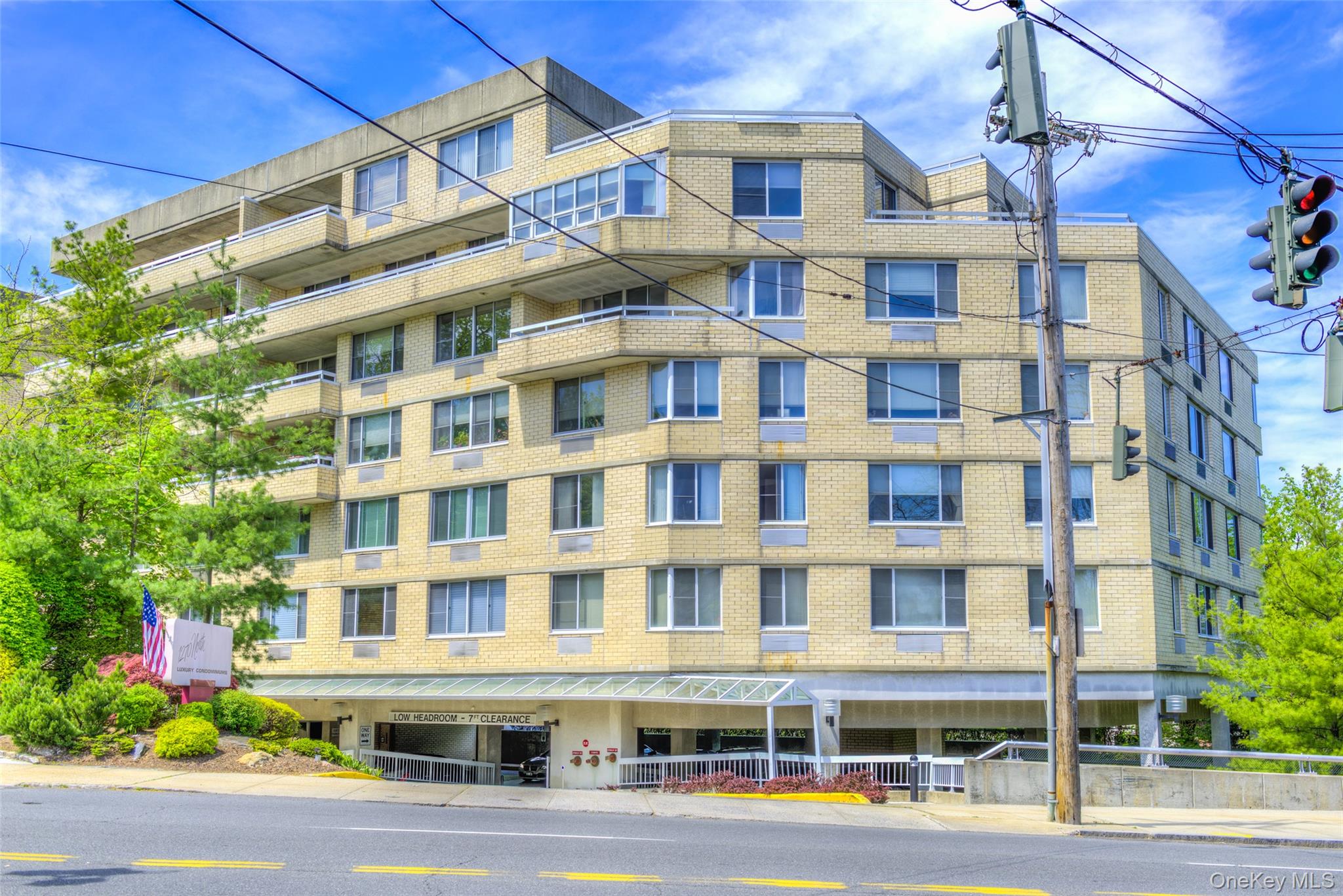 1270 North Avenue Unit: 3A