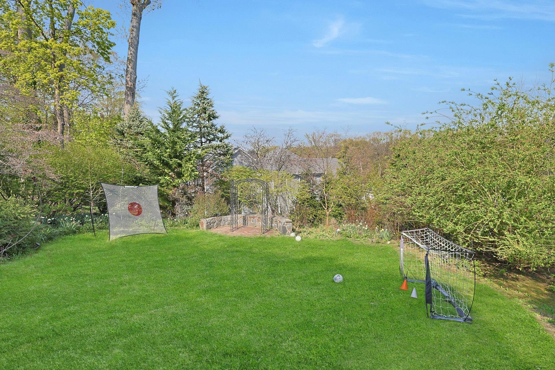 286 Lyncroft Road