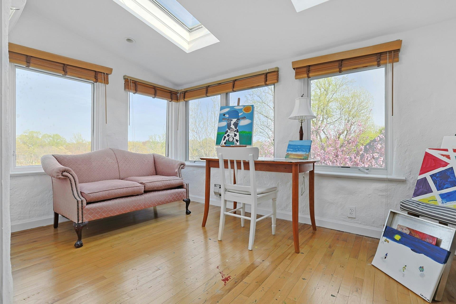 286 Lyncroft Road