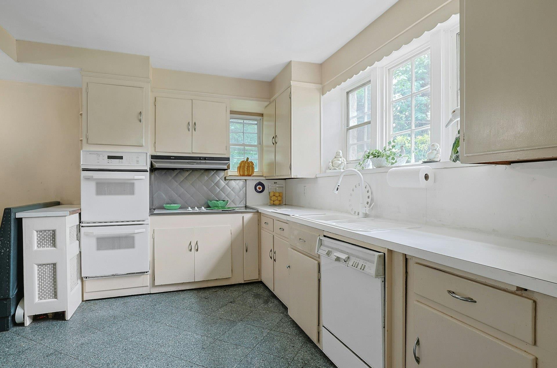 50 Forest Circle