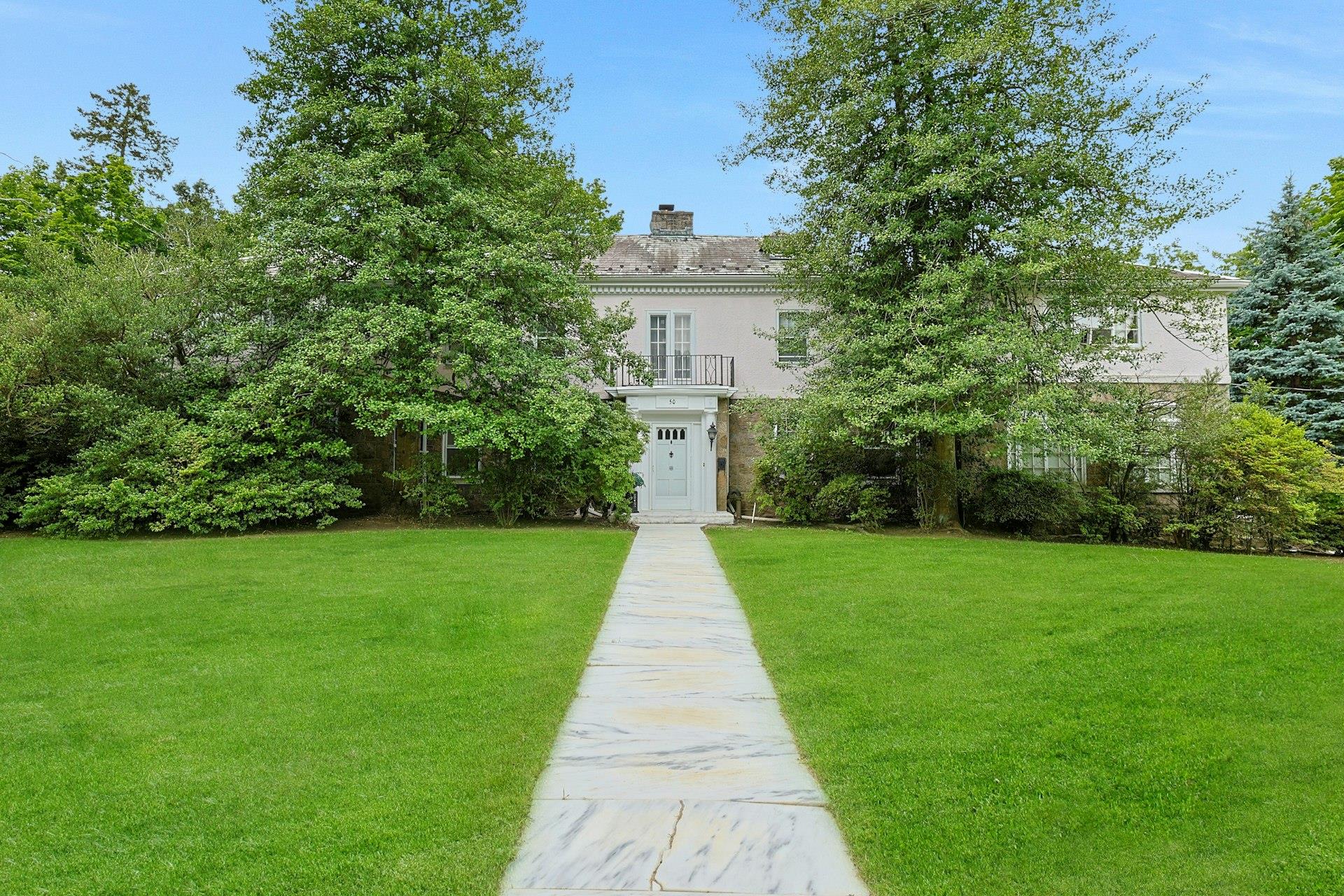 50 Forest Circle