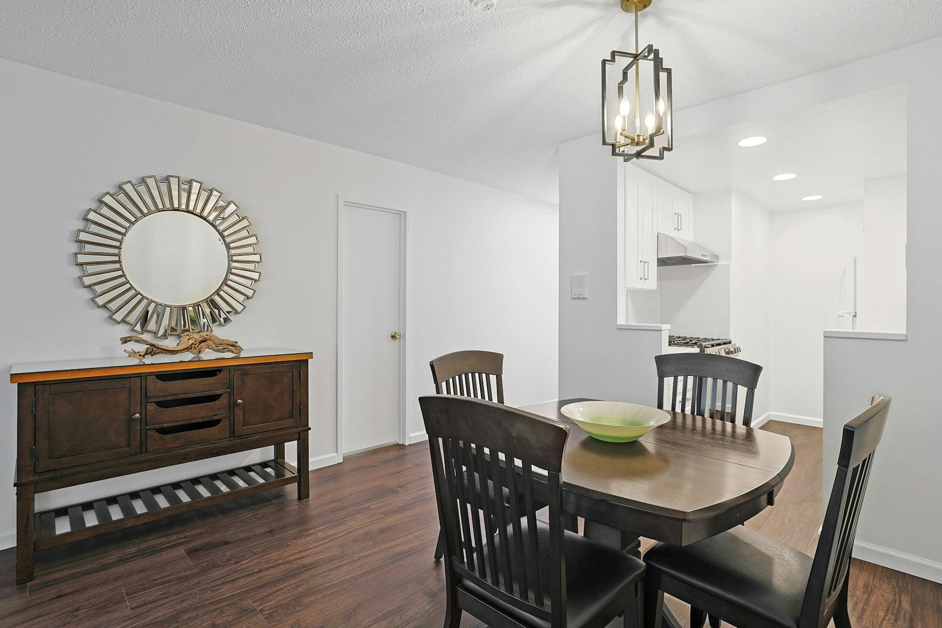 1270 North avenue Unit: 3m