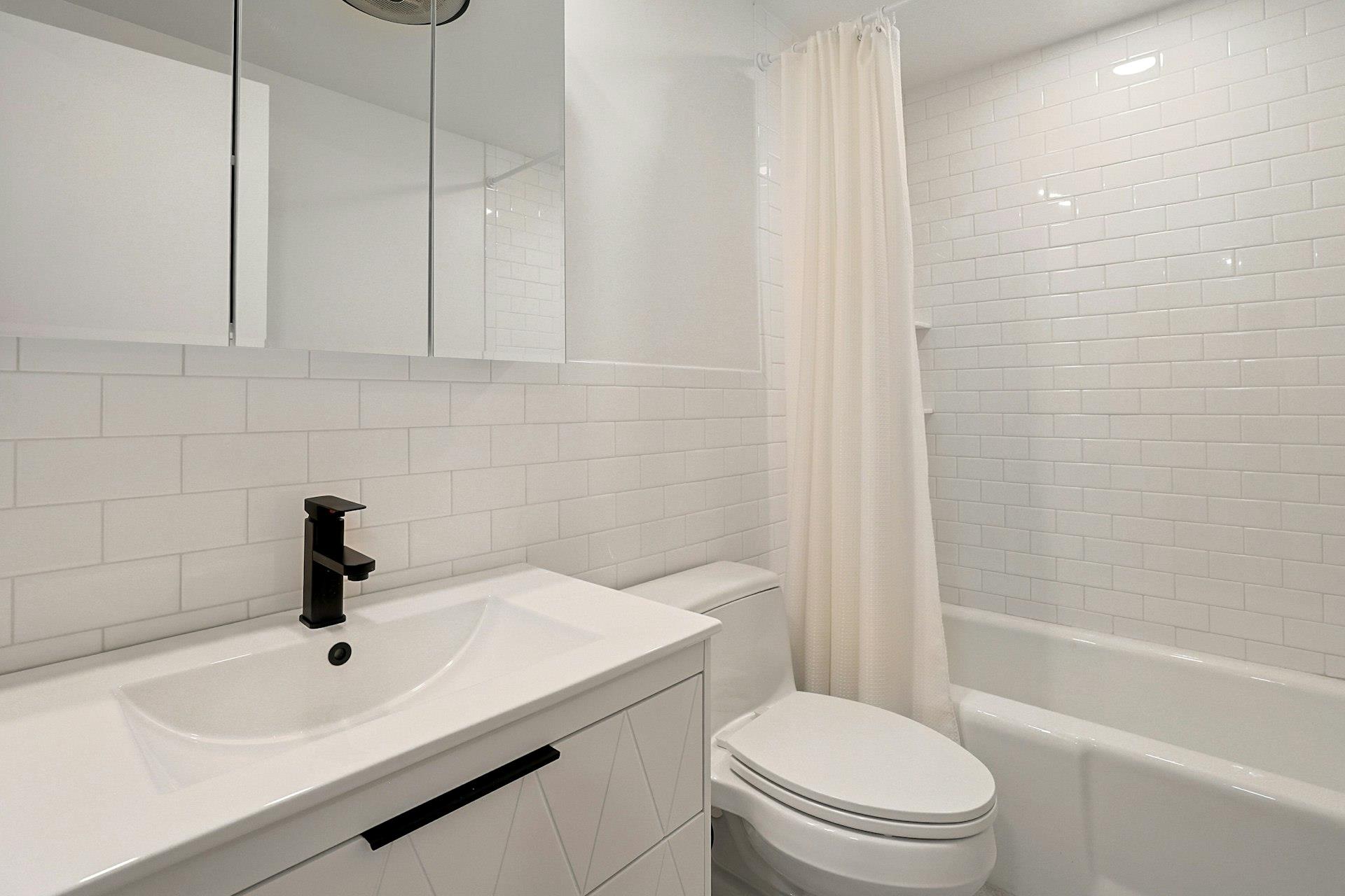1270 North avenue Unit: 3m
