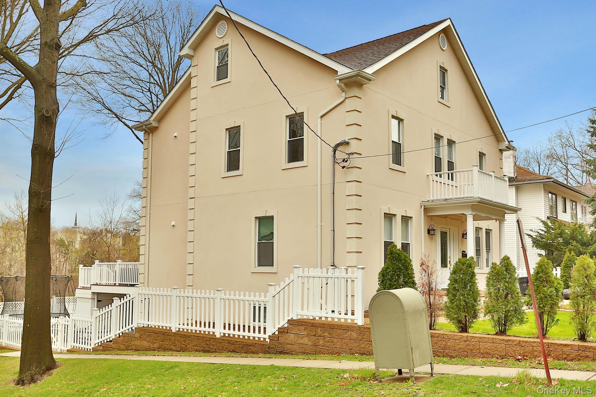 150 Parkview Avenue