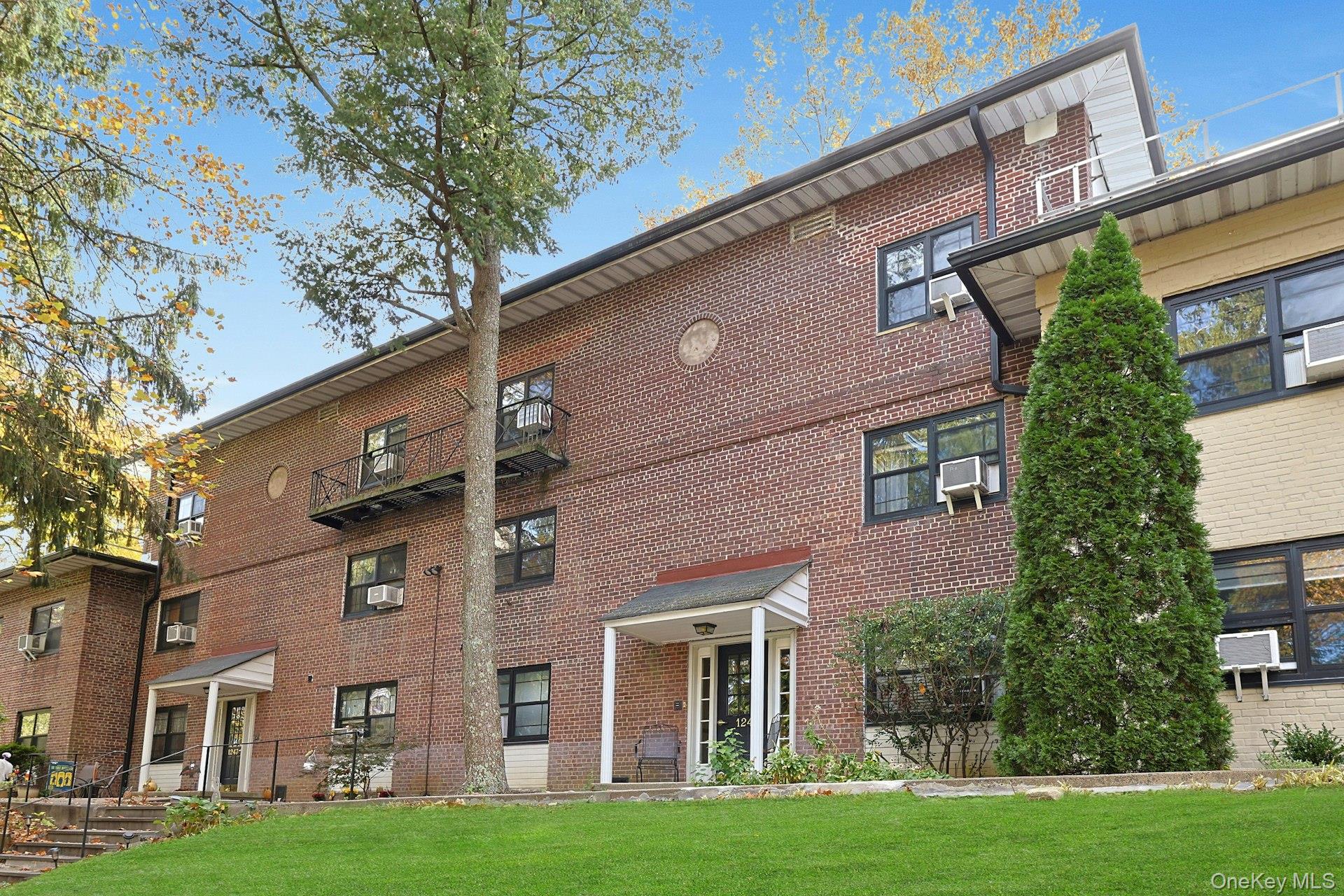 1245 California Road Unit: b23