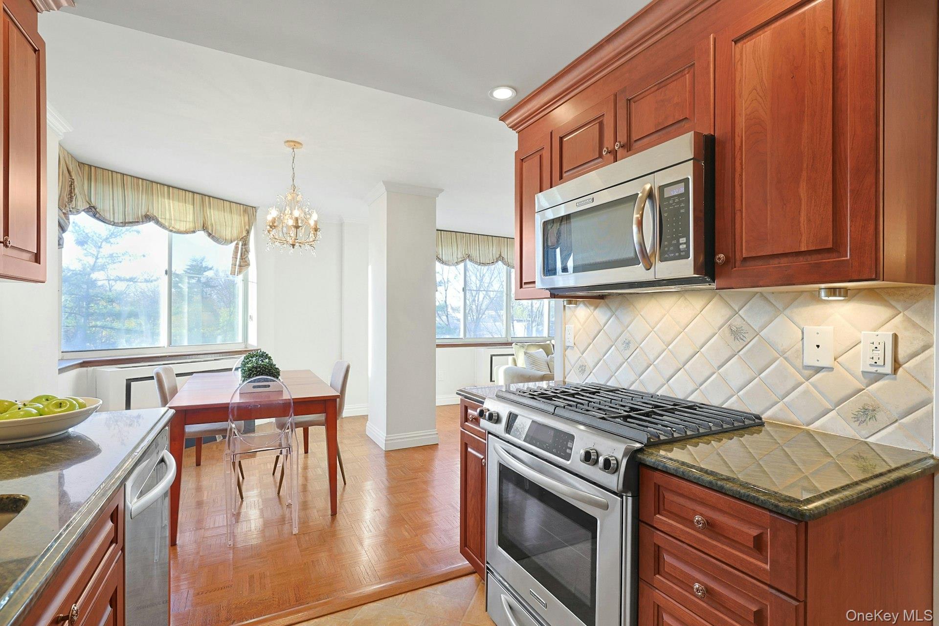 1270 North Avenue Unit: 3A