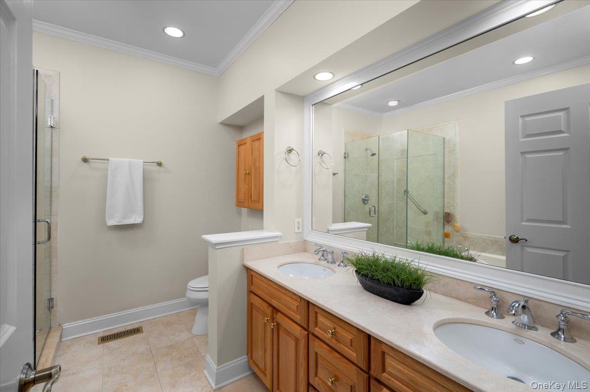 775 Scarsdale Road Unit: 7