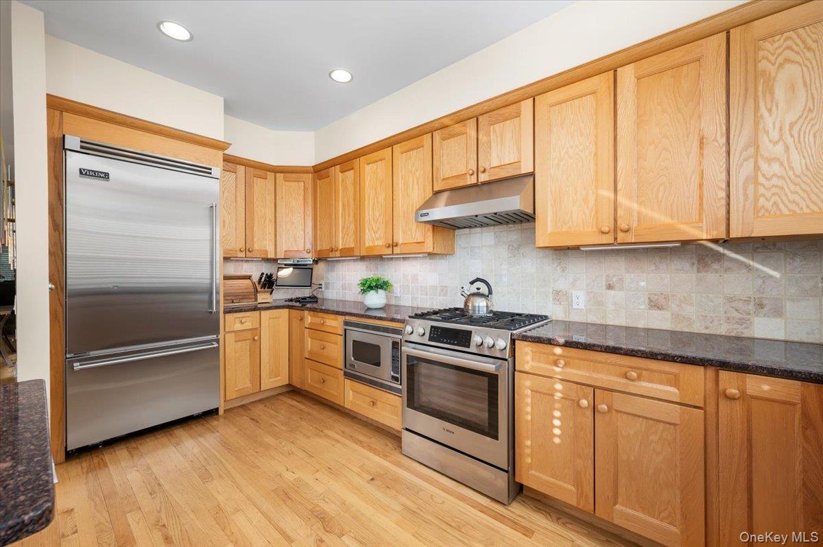 775 Scarsdale Road Unit: 7