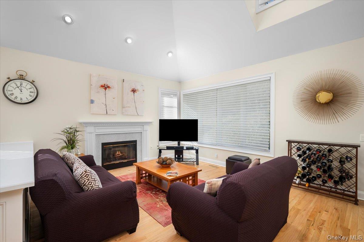 775 Scarsdale Road Unit: 7