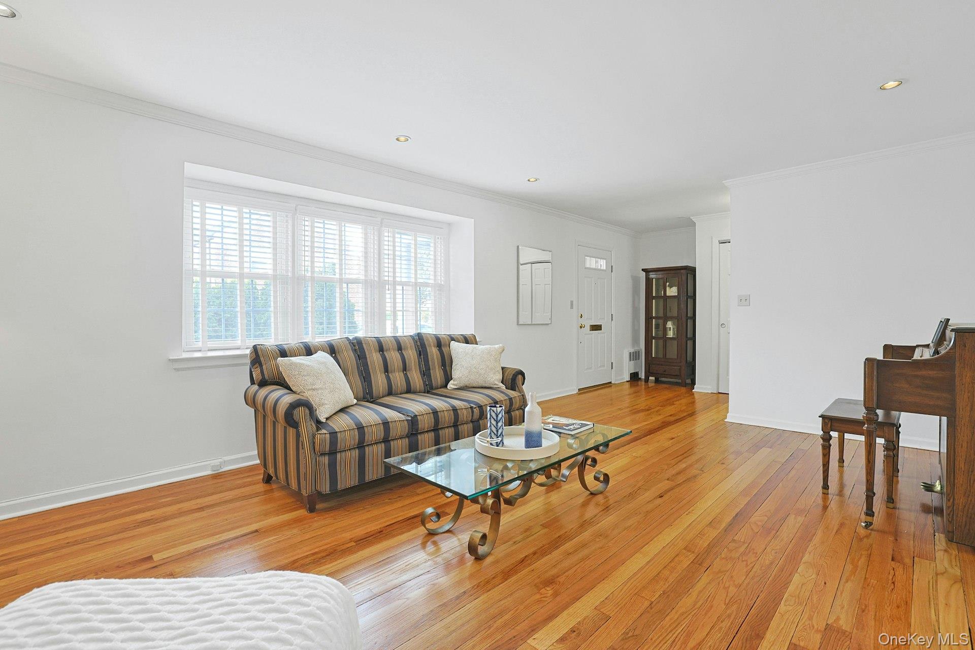 9 Robins Crescent Unit: 9