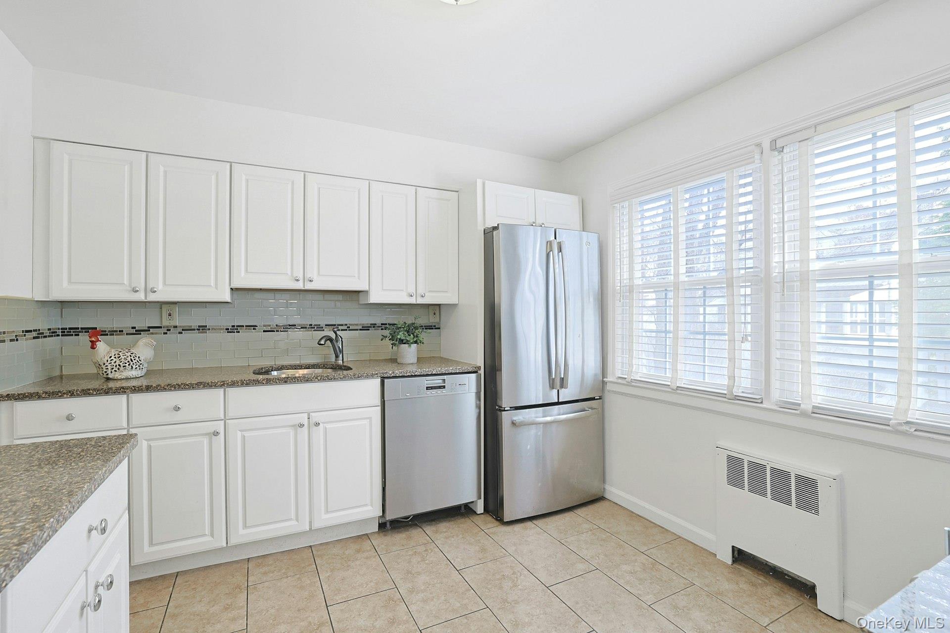 9 Robins Crescent Unit: 9