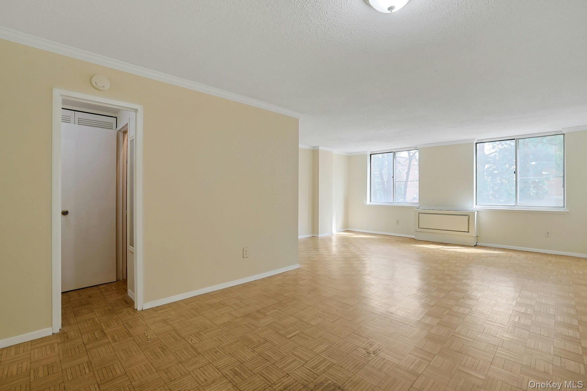 1270 North Avenue Unit: 2L