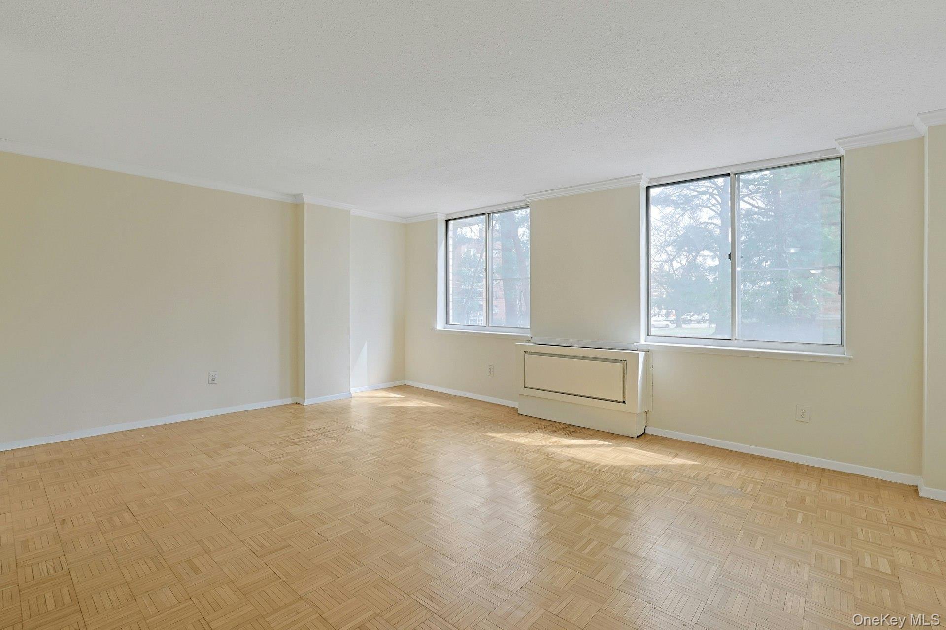 1270 North Avenue Unit: 2L
