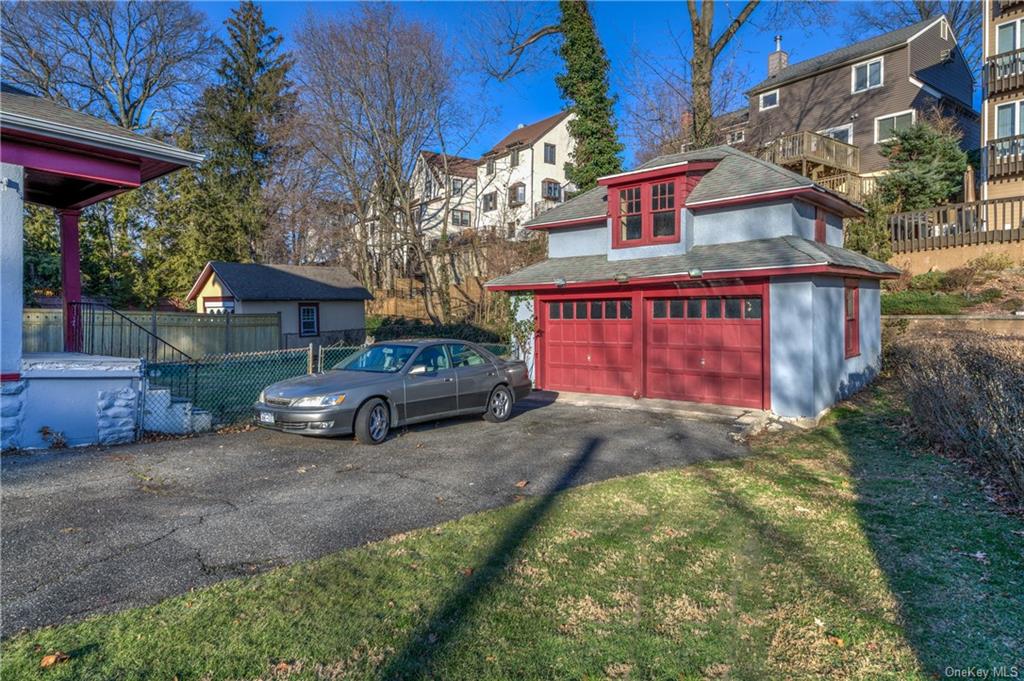 98 Storer Avenue
