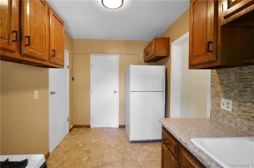 1330 Mayflower Avenue Unit: 1