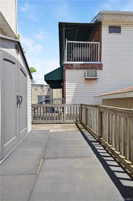 1330 Mayflower Avenue Unit: 1