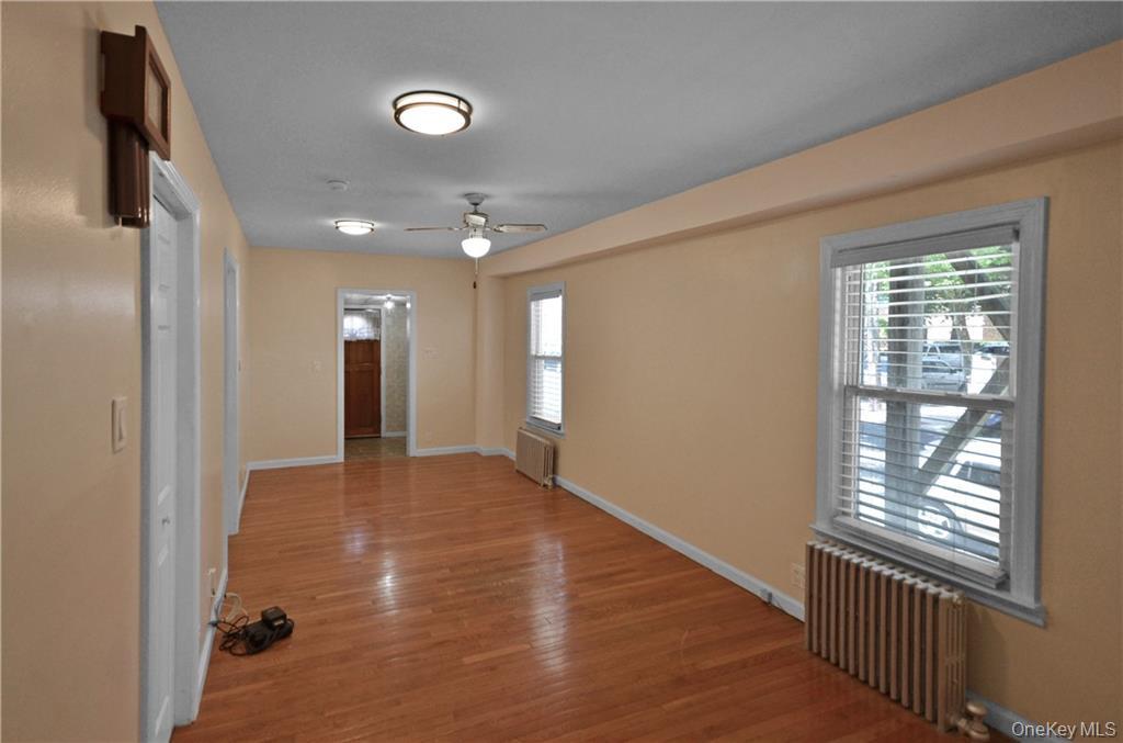 1330 Mayflower Avenue Unit: 1