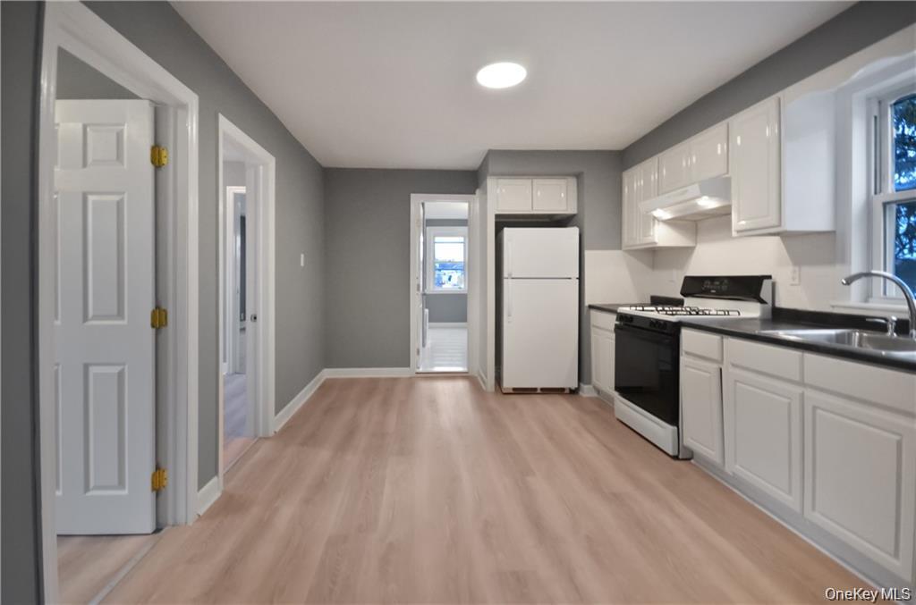 234 Edwards Place Unit: 2