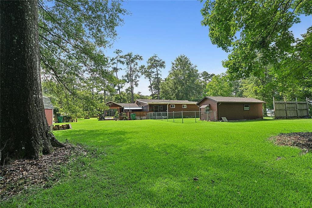 1202 N LEE Road