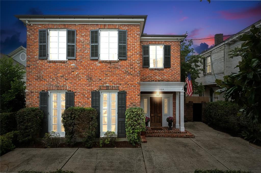 1329 NASHVILLE Avenue