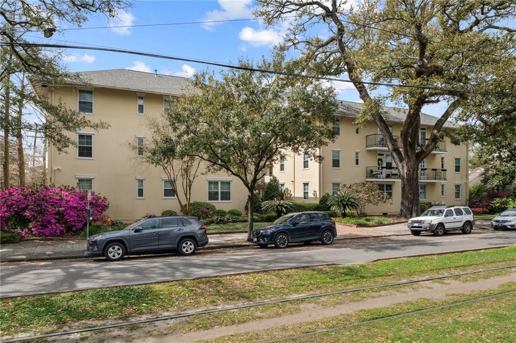 7444 ST. CHARLES Avenue 302
