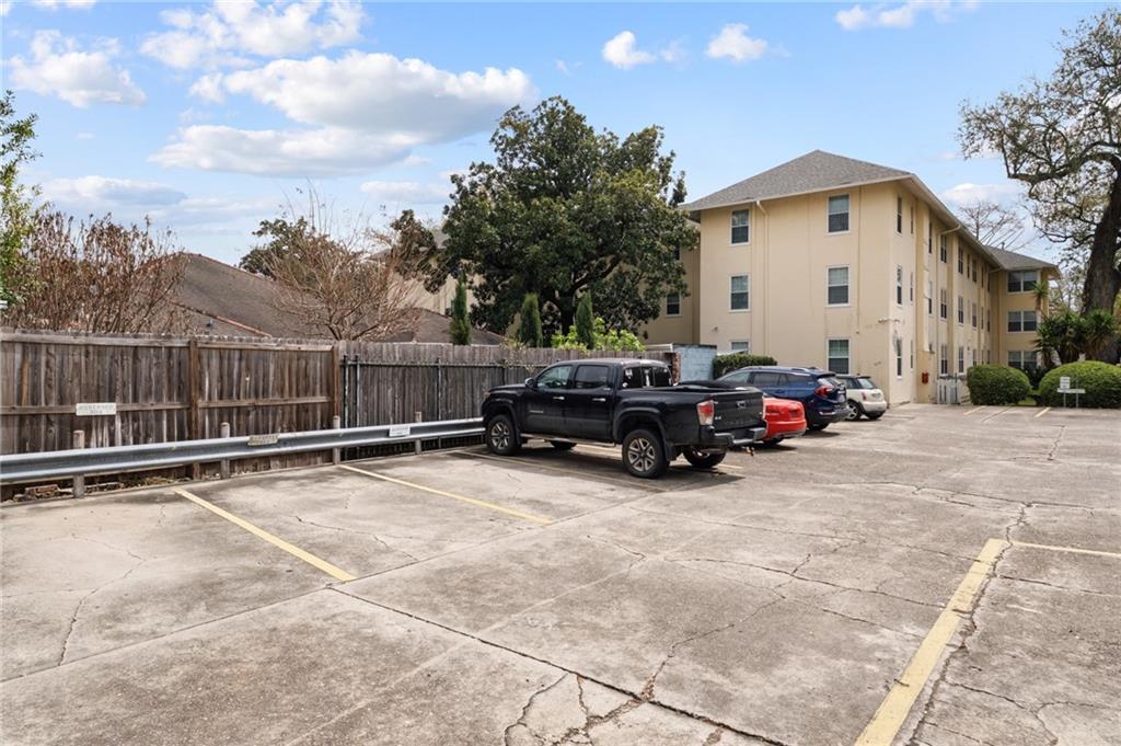 7444 ST. CHARLES Avenue 302