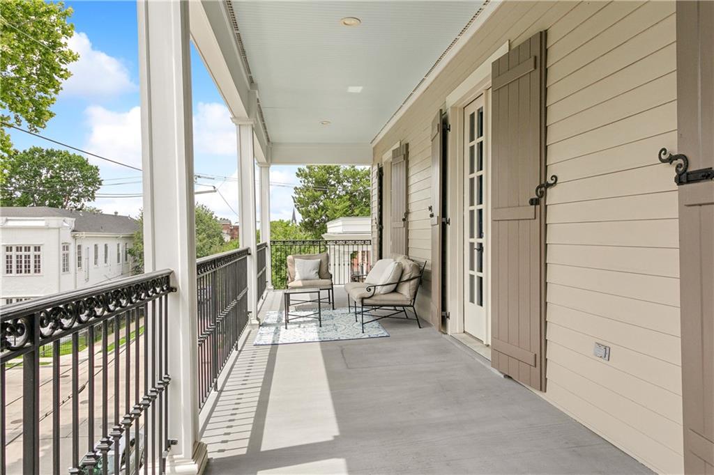 1633 FIRST Street 301
