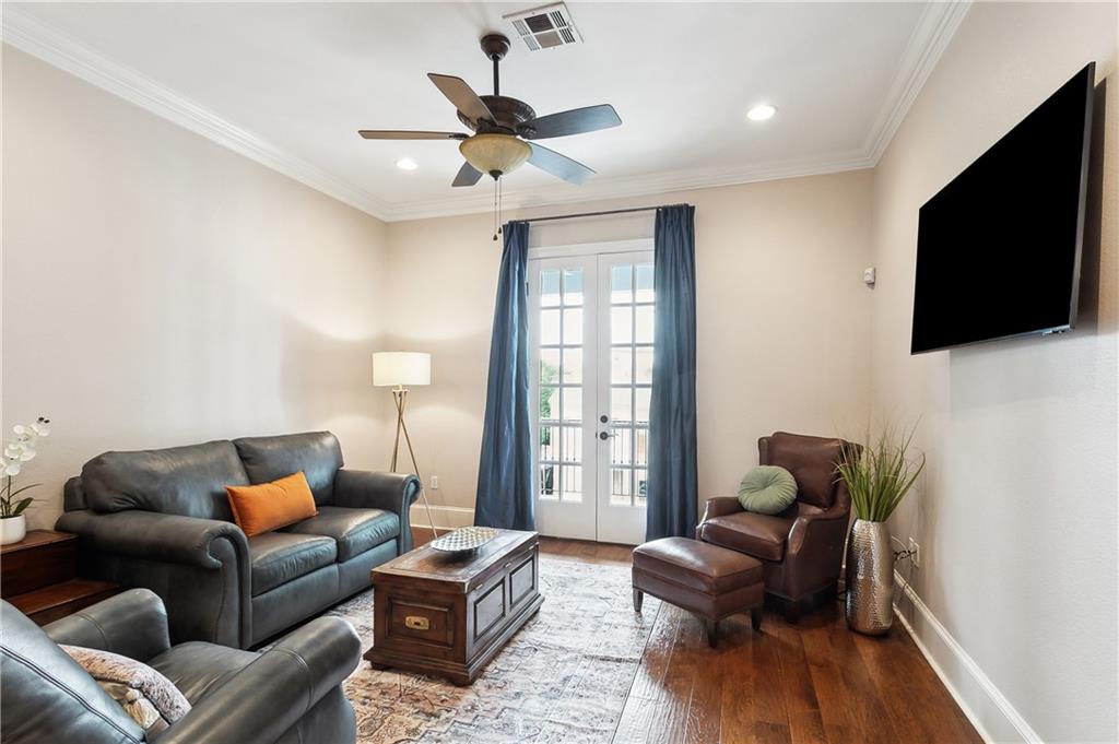 1633 FIRST Street 301