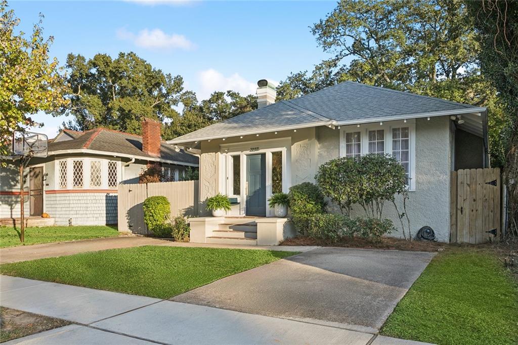 2237 AUDUBON Street