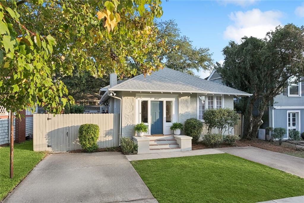 2237 AUDUBON Street