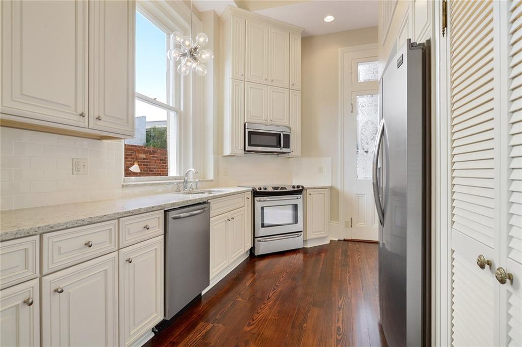 1029 BOURBON Street A