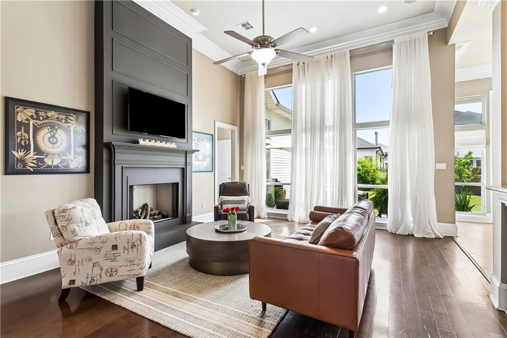 152 14TH Street