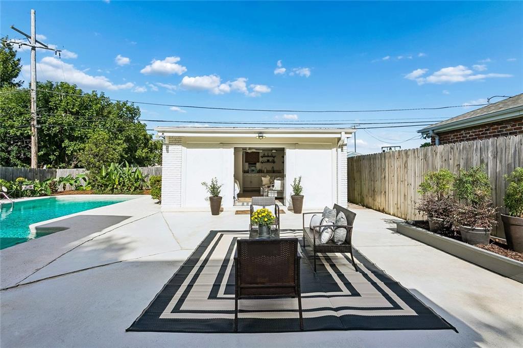 4405 NEYREY Drive