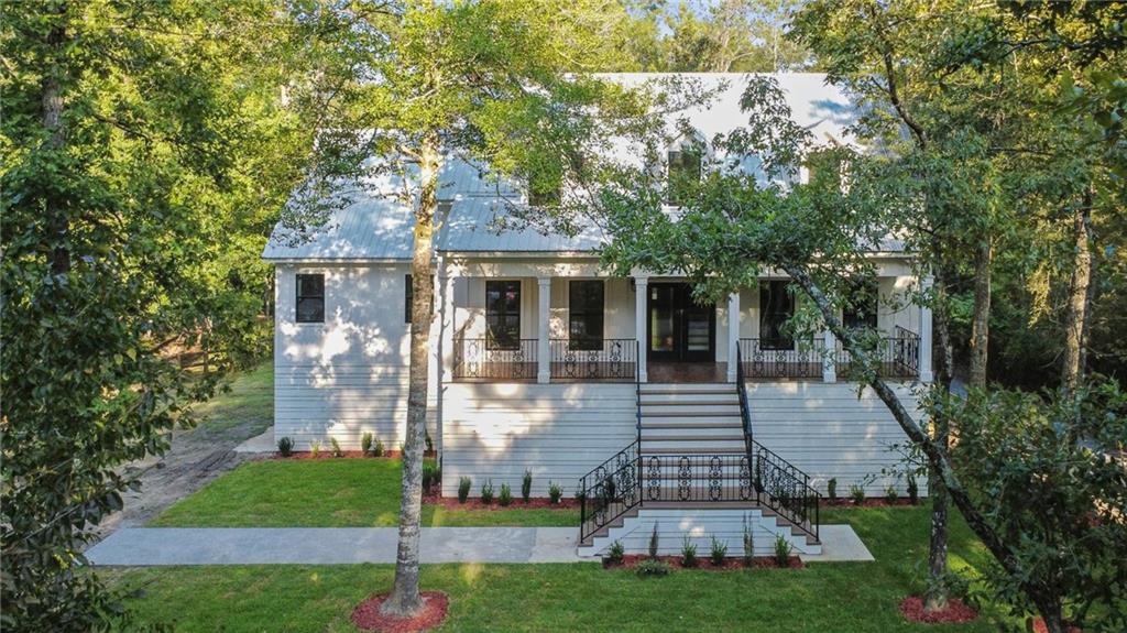 925 OLD LANDING Road