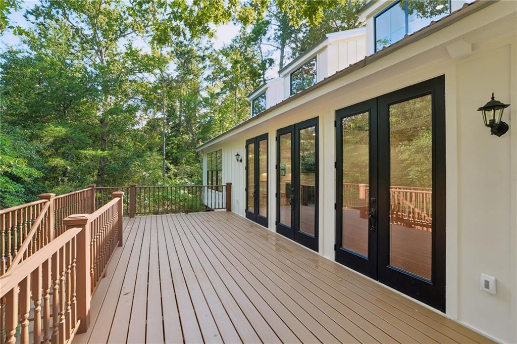 925 OLD LANDING Road