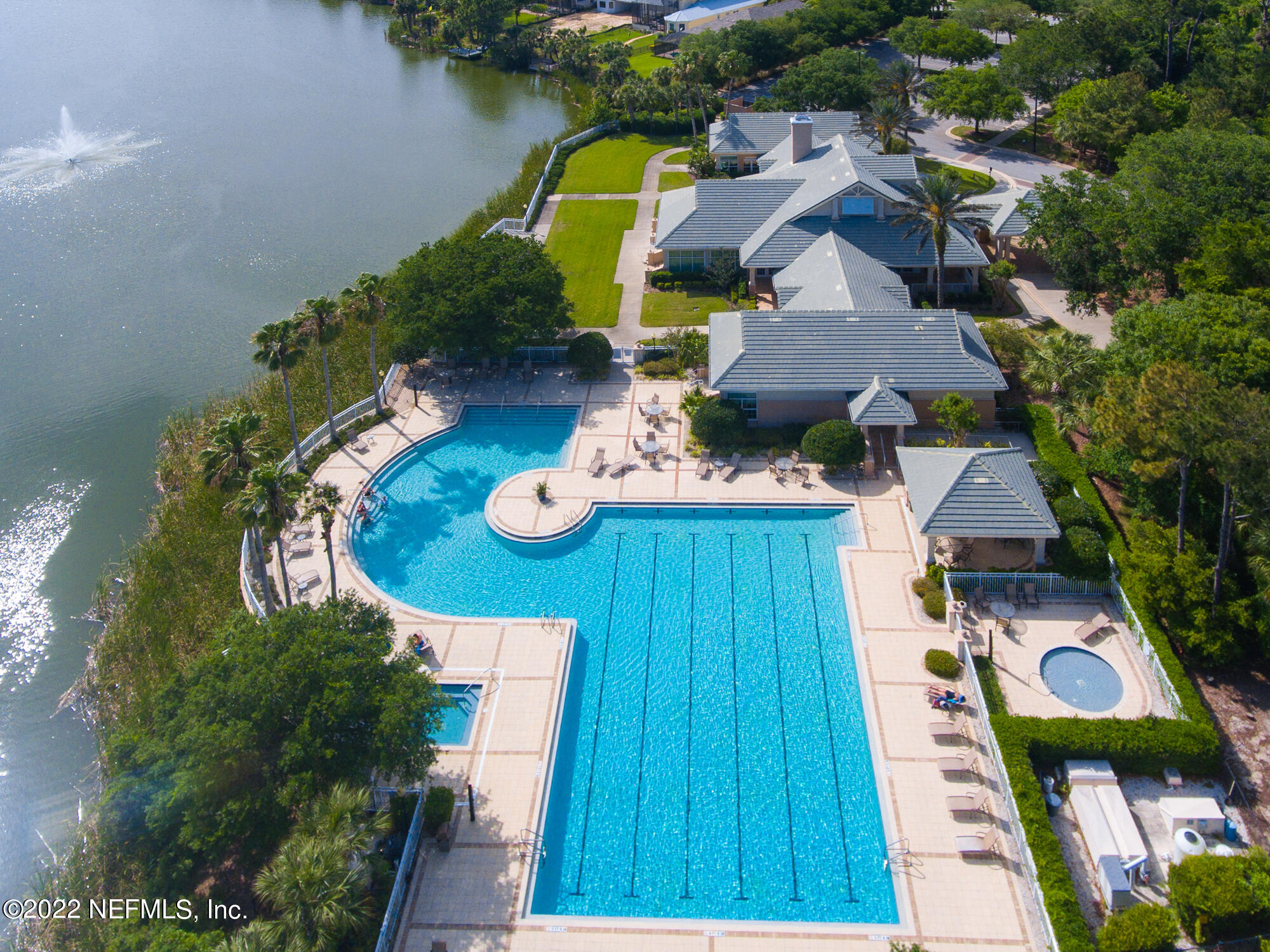 246 S RIVERWALK Drive