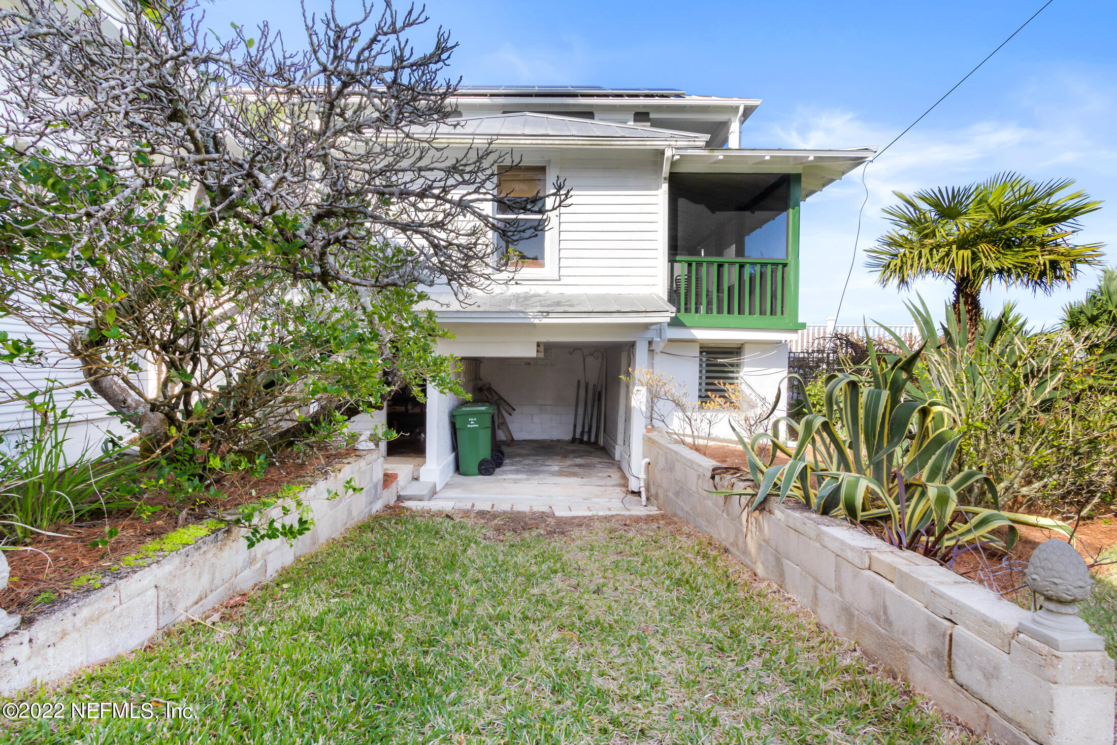 2 TREMERTON Place