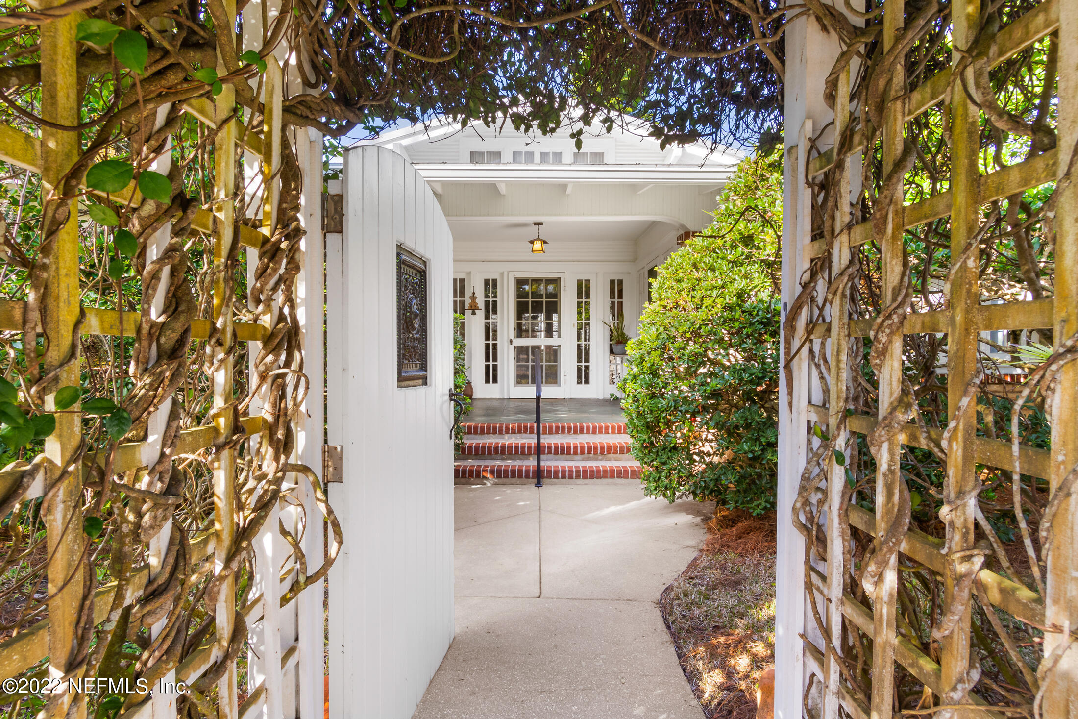 2 TREMERTON Place