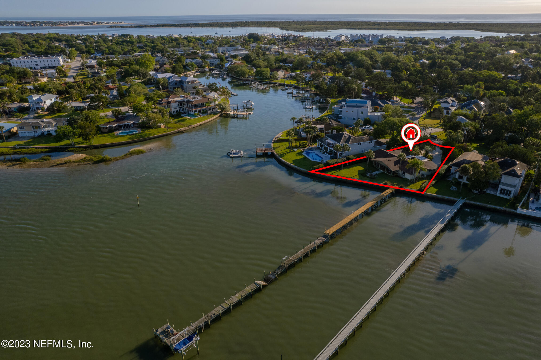 239 S MATANZAS Boulevard