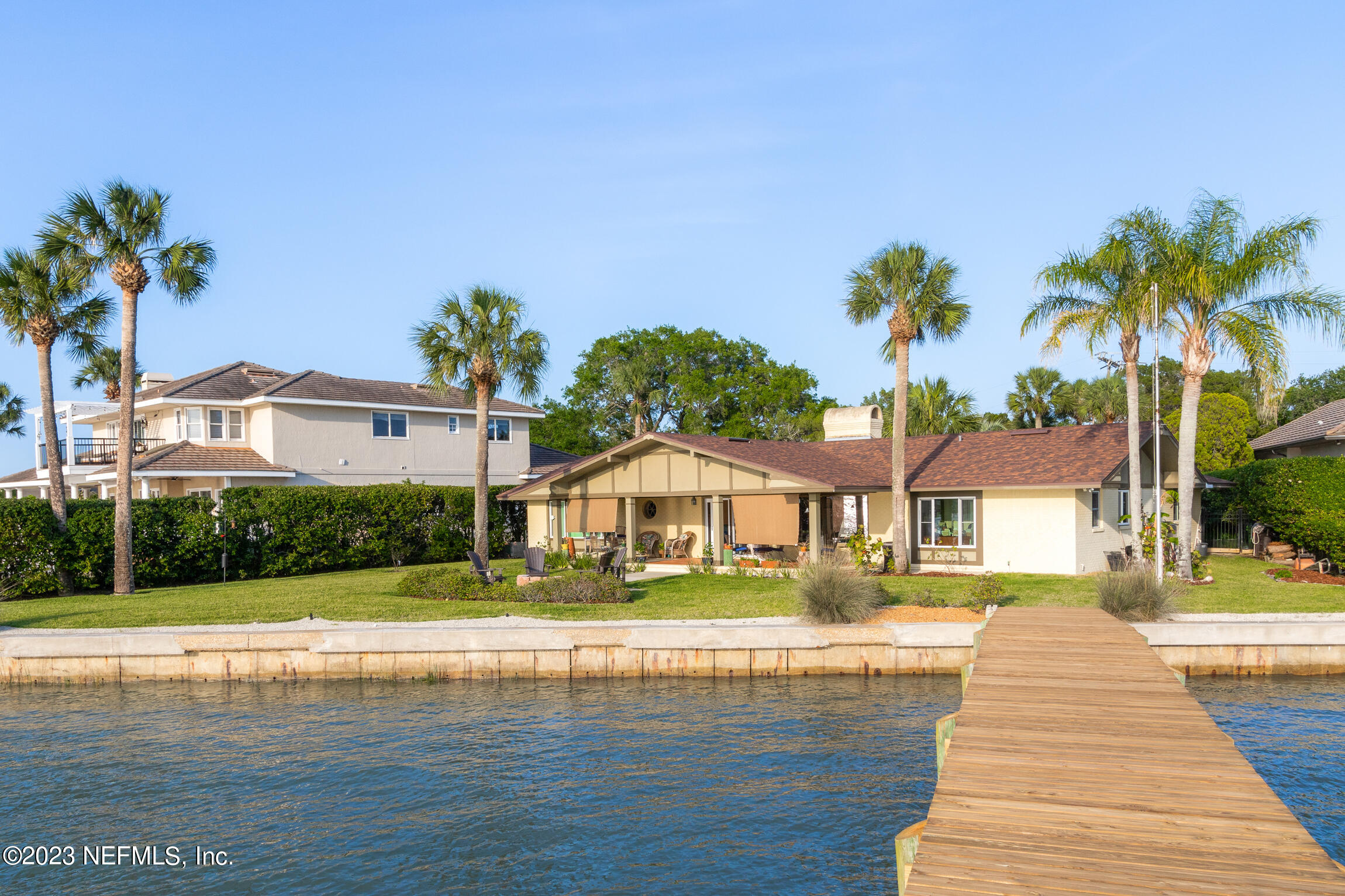 239 S MATANZAS Boulevard