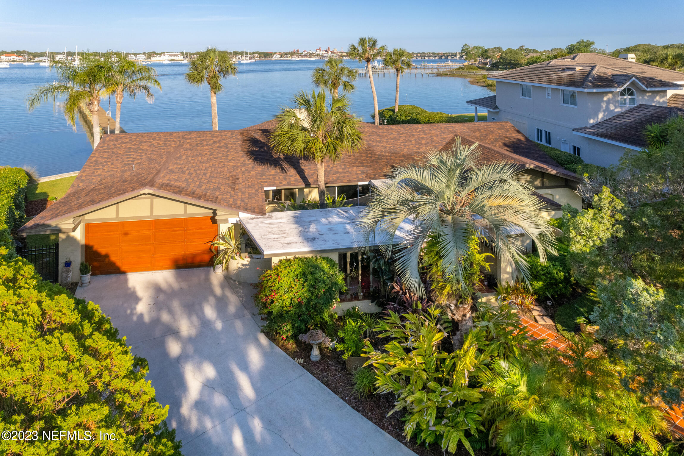 239 S MATANZAS Boulevard